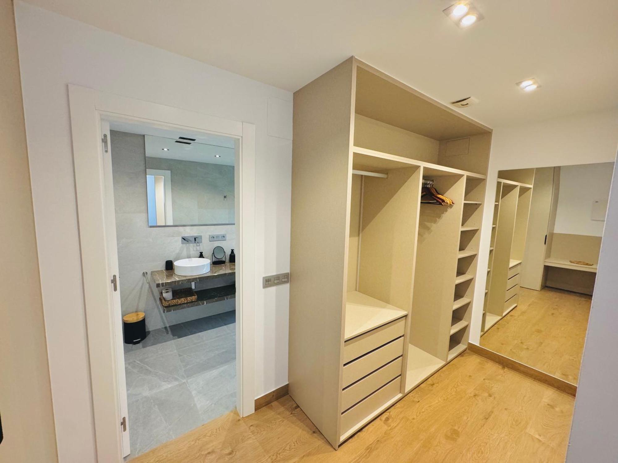 Pueblo Evita Premium Suites เบนัลมาเดนา ภายนอก รูปภาพ