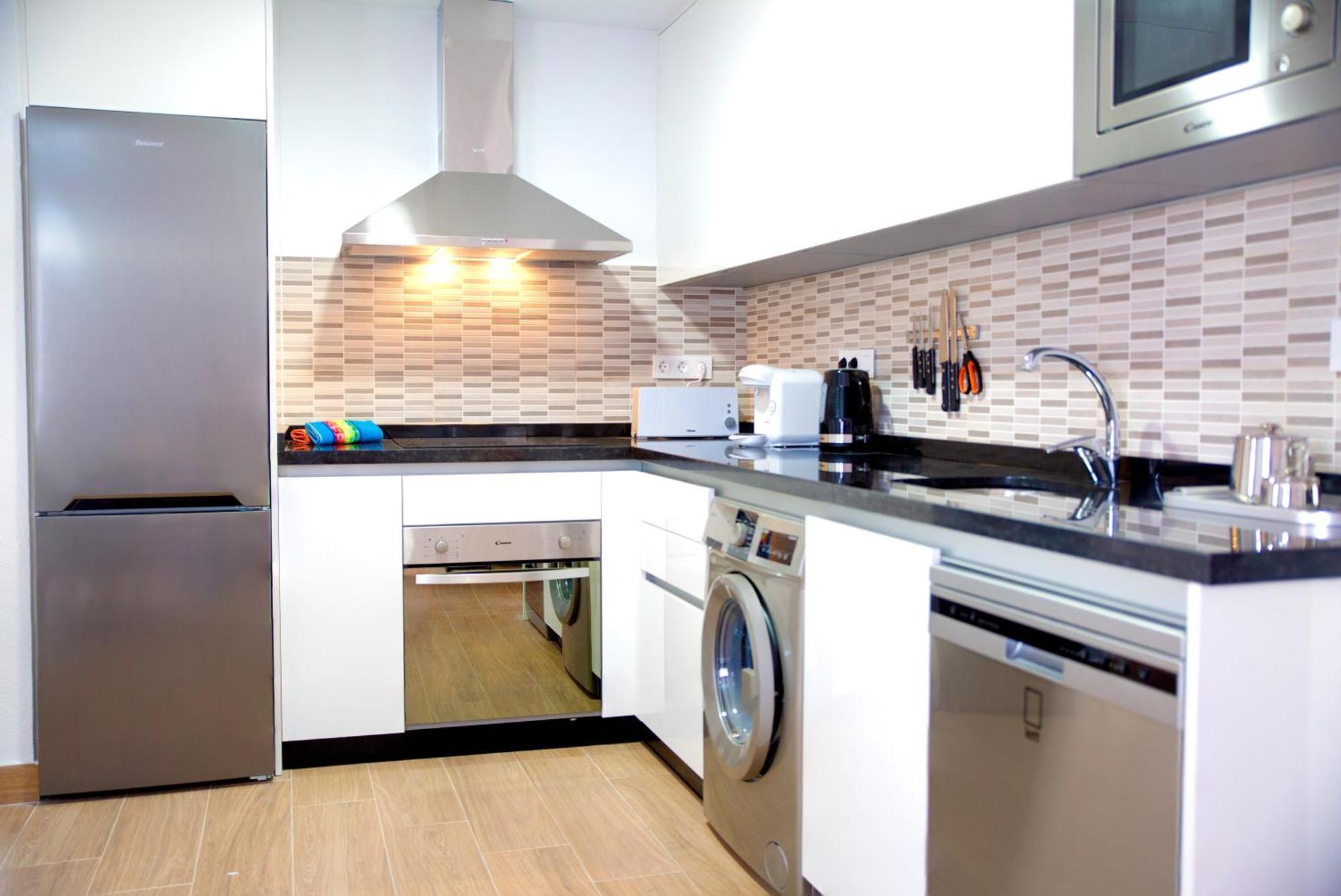 Pueblo Evita Premium Suites เบนัลมาเดนา ภายนอก รูปภาพ